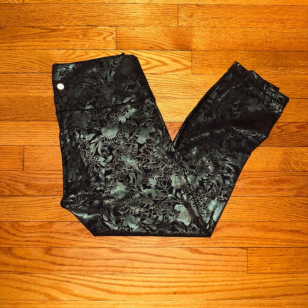 NWOT Lululemon Wunder Under Crop Foil Leggings